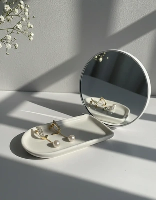 Luna Curve Pearl Drop Earrings