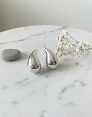 Silver Teardrop Earrings